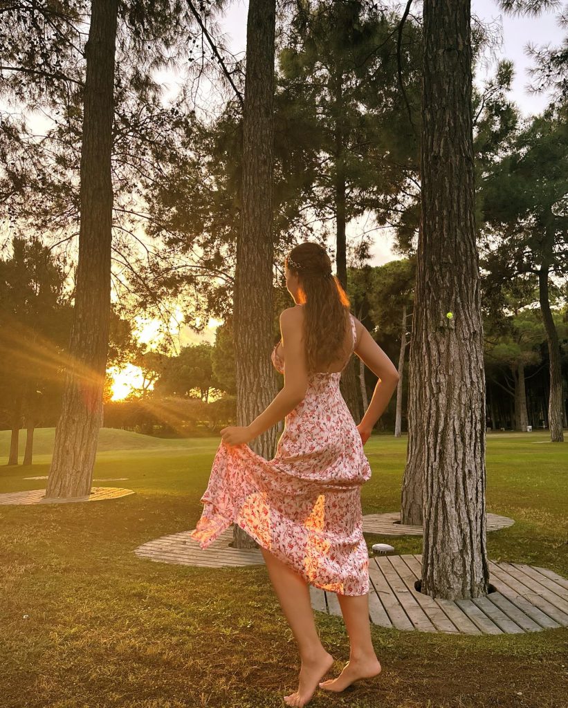 Burcu Özberk modeling xxx porn