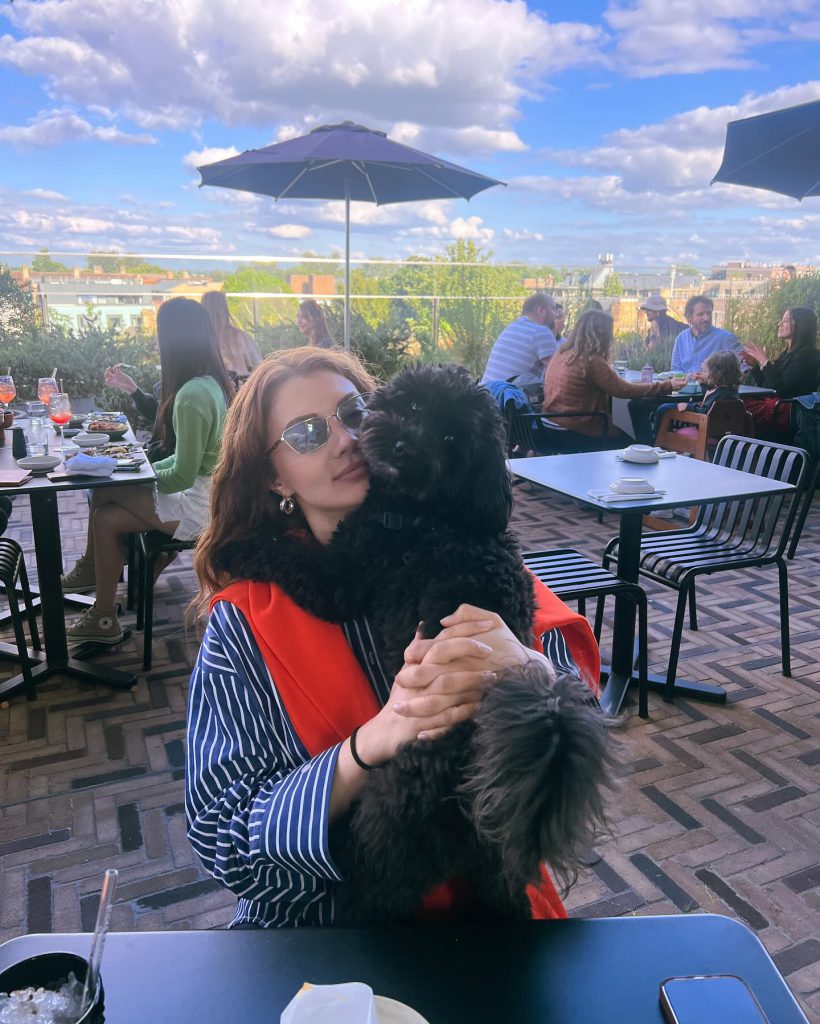 Burcu Özberk poses sexy