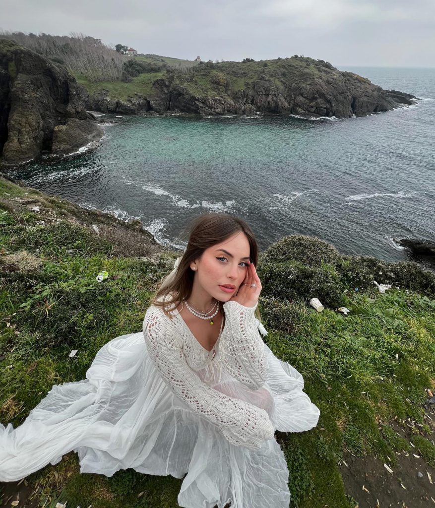 Cemre Solmaz looks hot