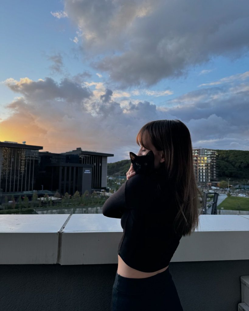 Cemre Solmaz modeling nudes