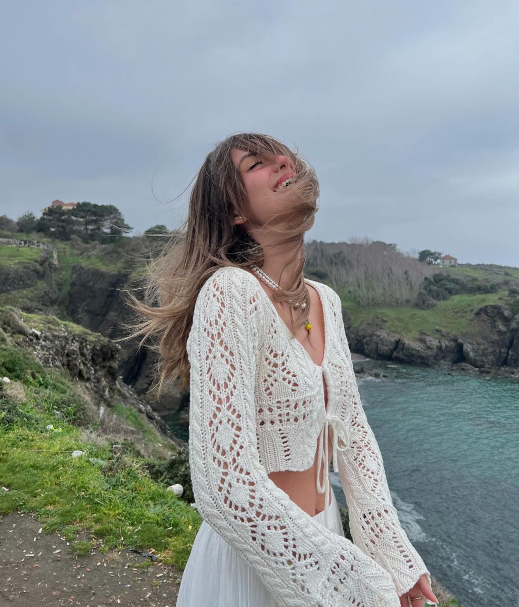 Cemre Solmaz Sex Porn Photos of Boobs and Butt