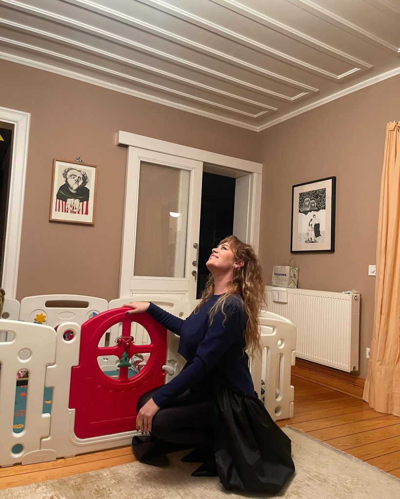 Demet Evgar smiles xxx porn