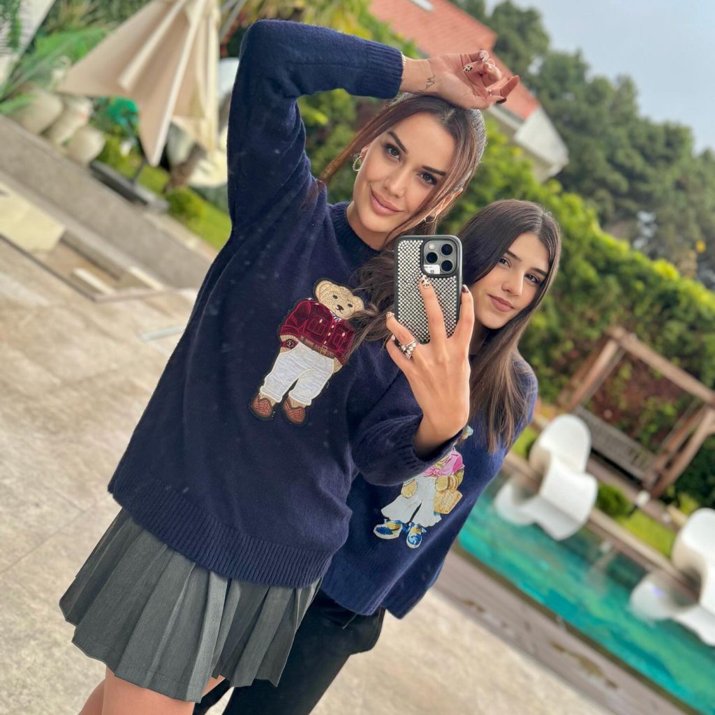 Dilan Polat depicts fire hot pics