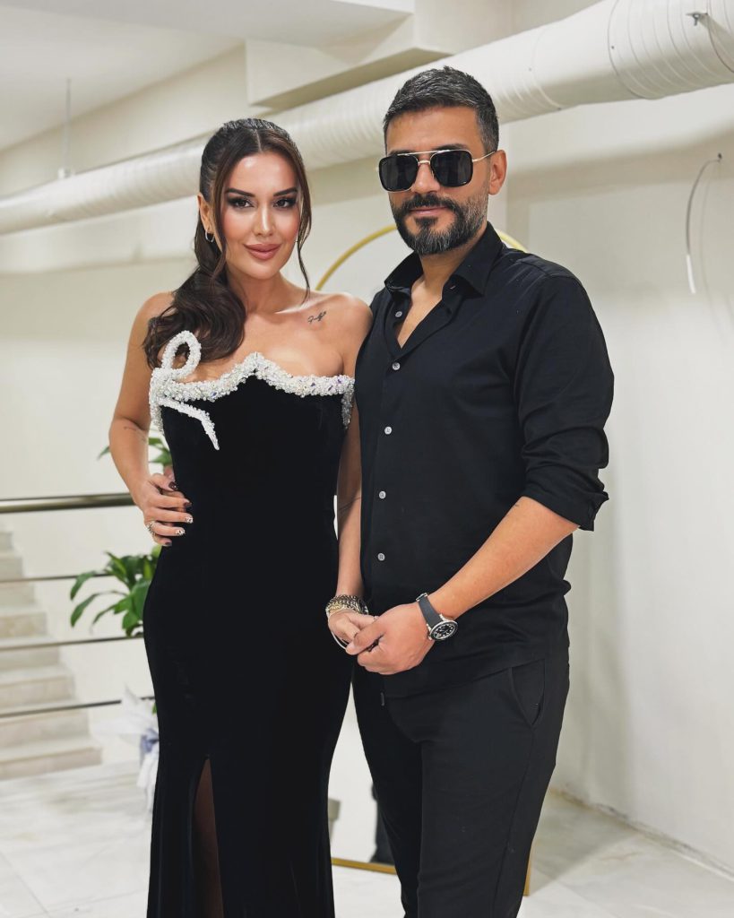 Dilan Polat depicts fire naked