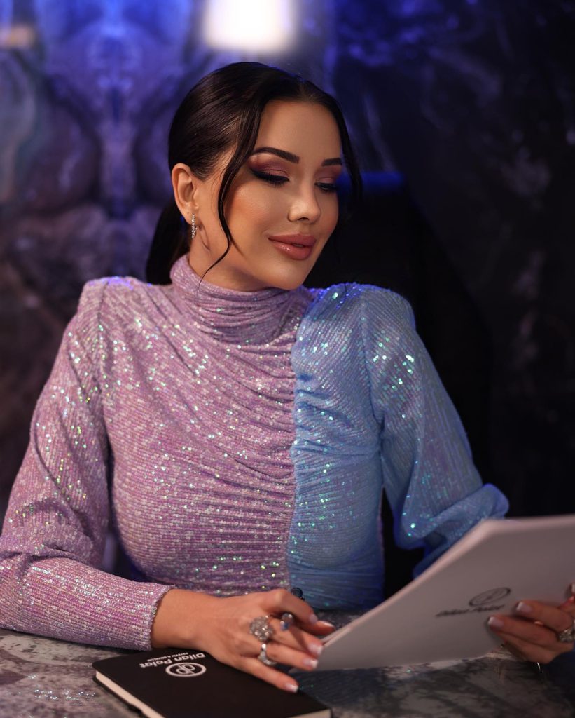 Dilan Polat hot pics