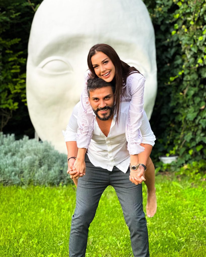 Dilan Polat modeling sex