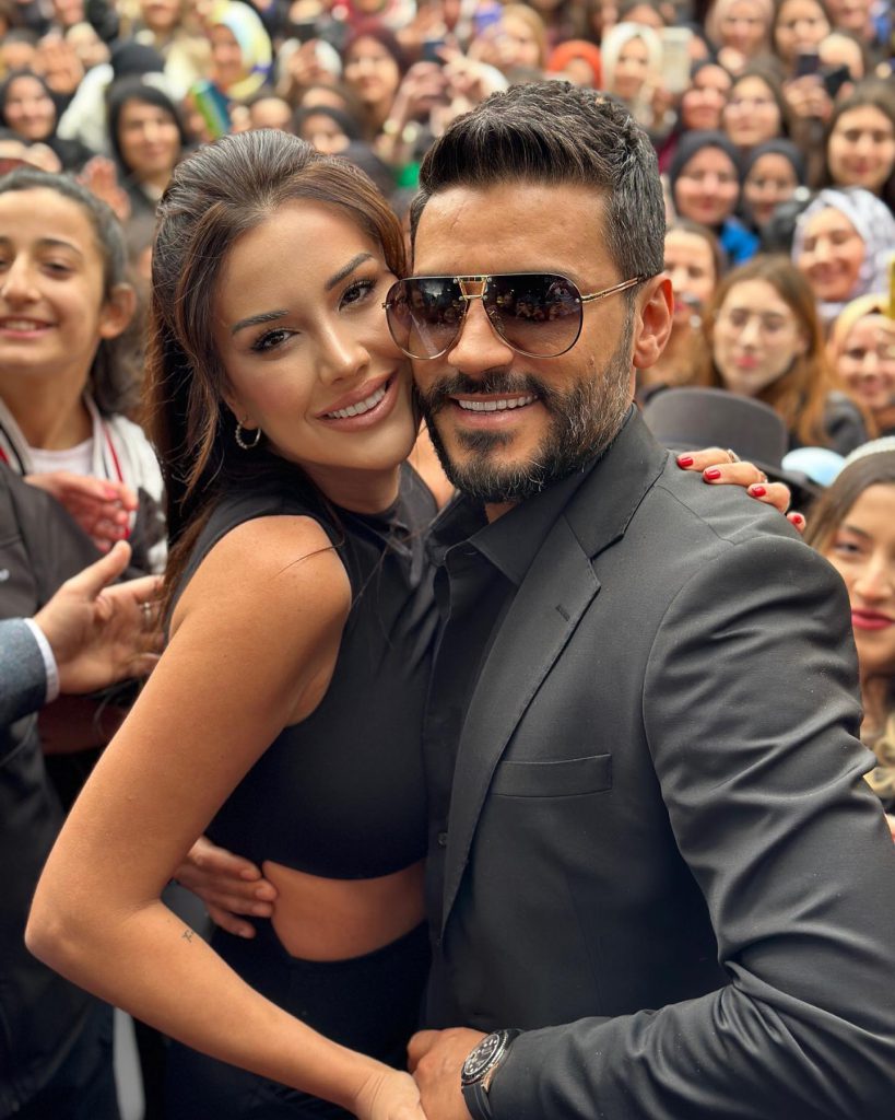 Dilan Polat poses xxx porn