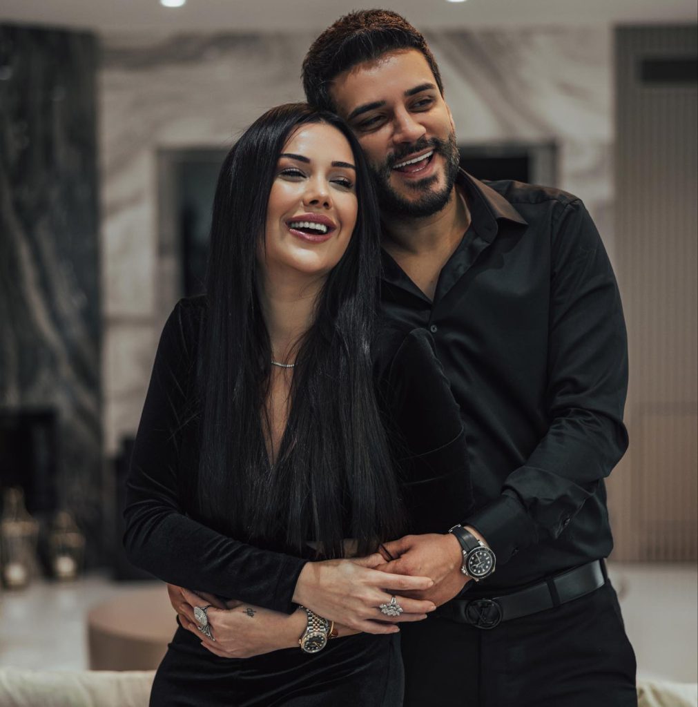 Dilan Polat sex scenes