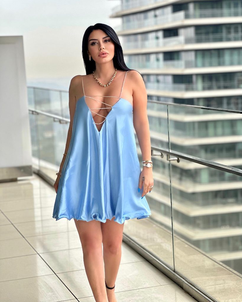 Ebru Polat ardent pussy