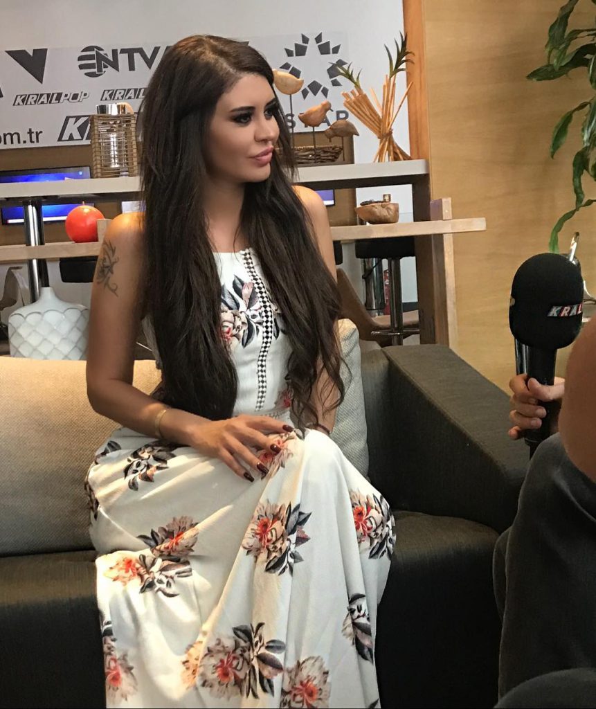 Ebru Polat beautiful bikini