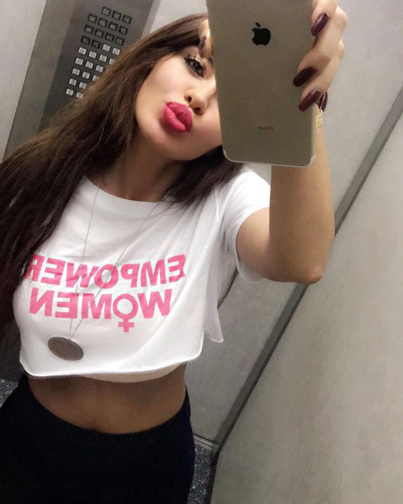 Ebru Polat looks porn