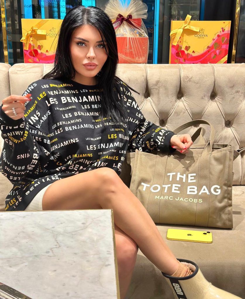 Ebru Polat looks sex