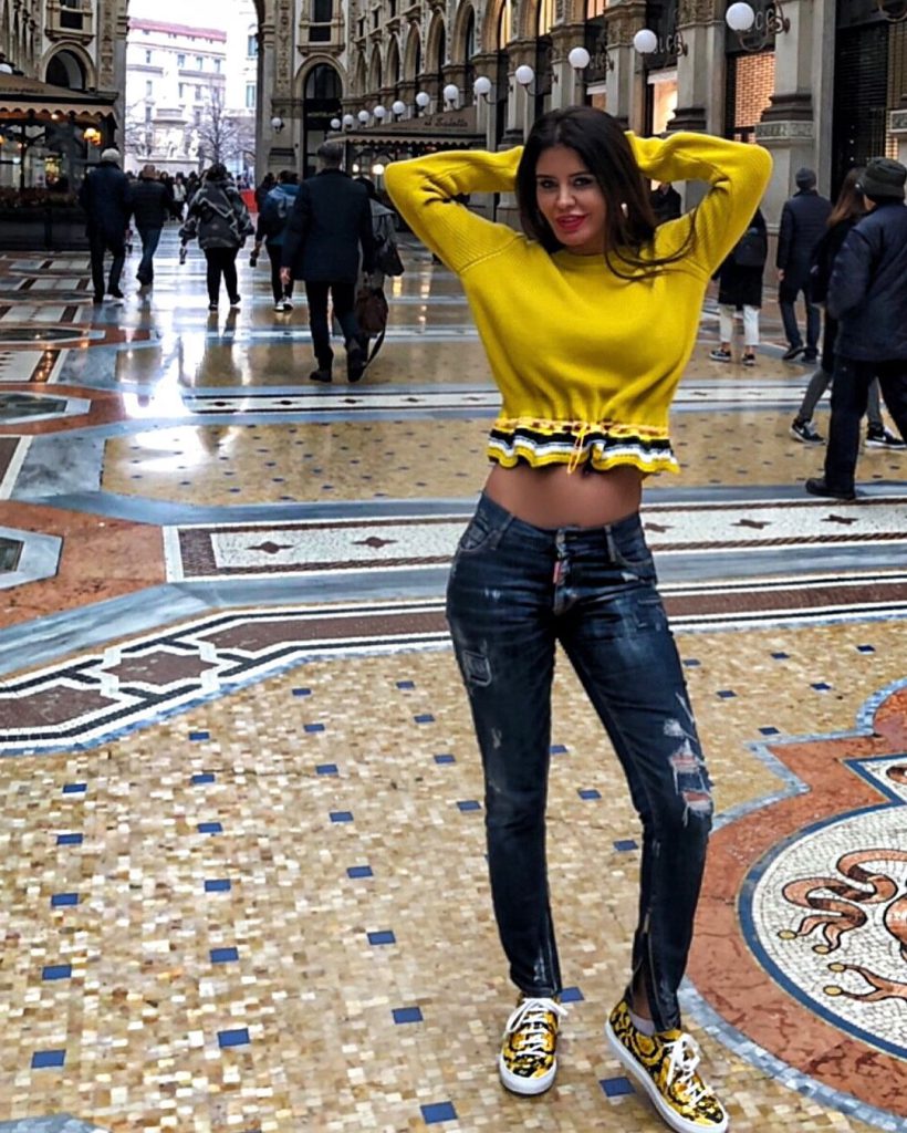 Ebru Polat looks sex scenes