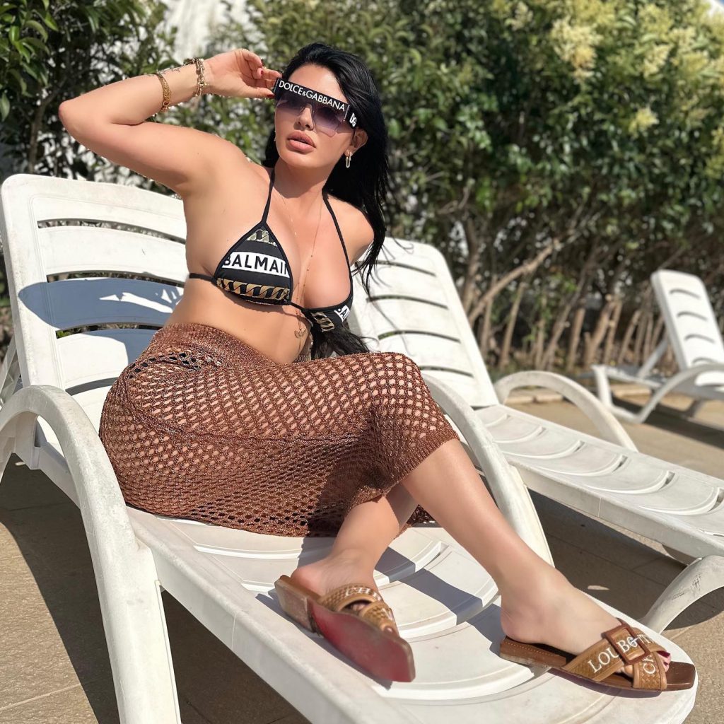 Ebru Polat modeling hot images