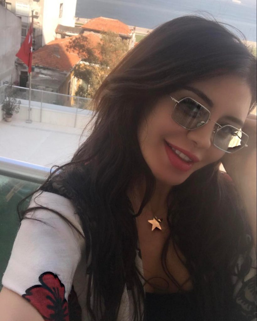 Ebru Polat poses xxx sex