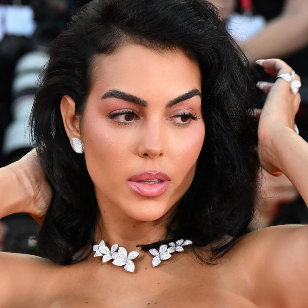 Georgina Rodríguez ardent fuck