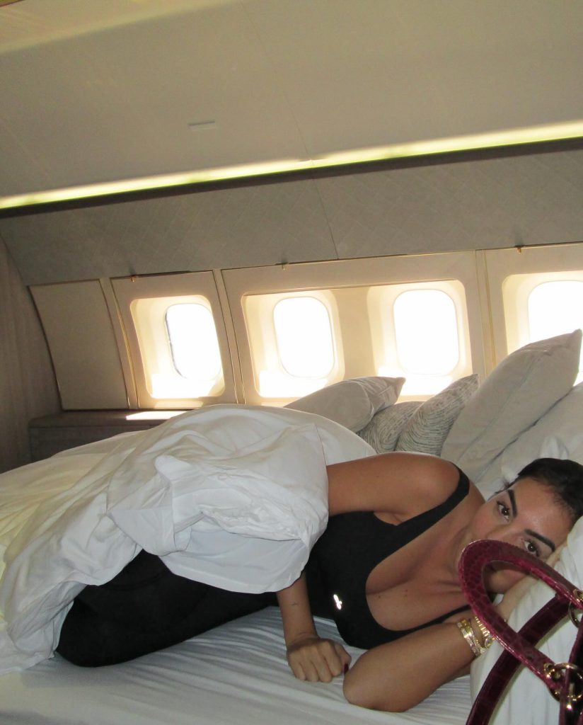 Georgina Rodríguez depicts fire porn