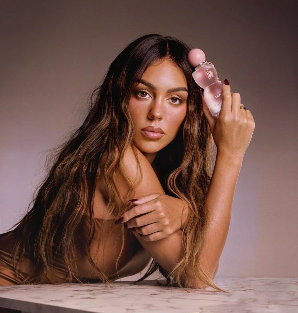 Georgina Rodríguez modeling nude pics