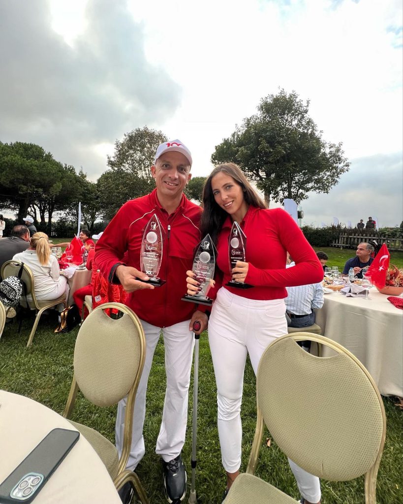 Hülya Avşar poses xxx porn