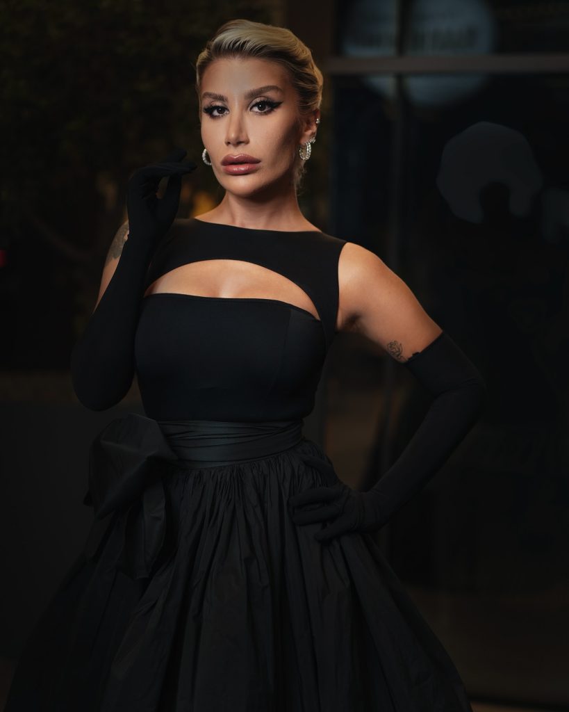 Irem Derici beautiful naked