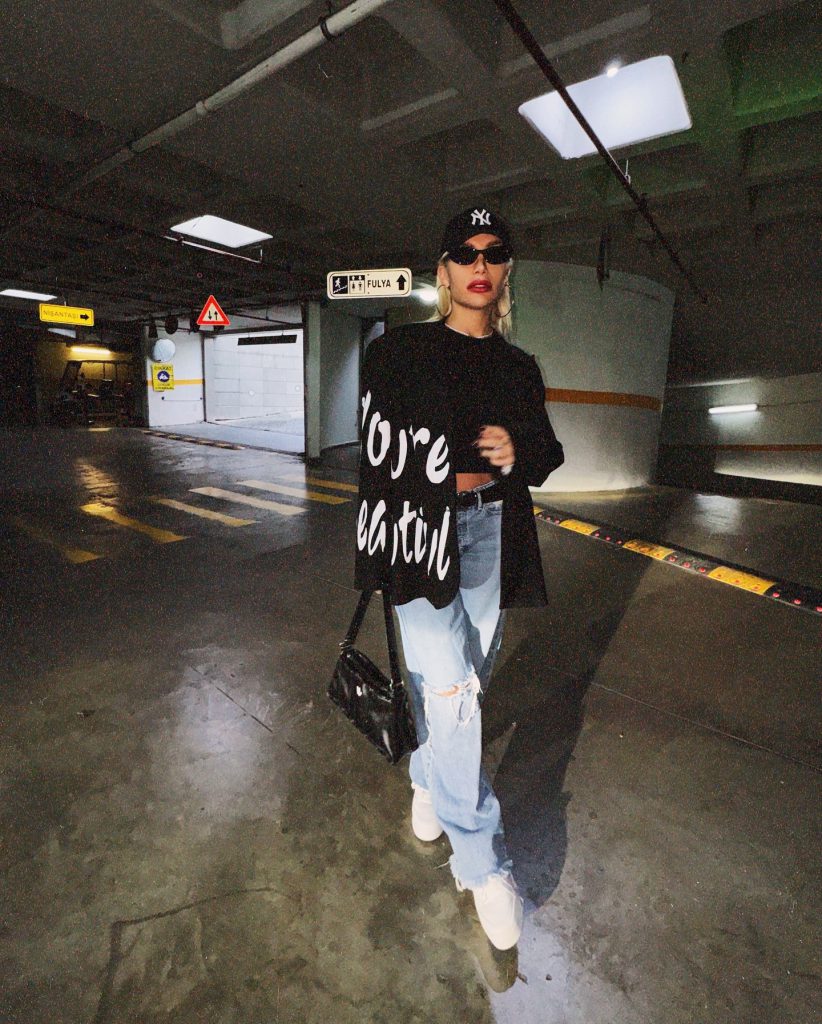 Irem Derici slut fuck