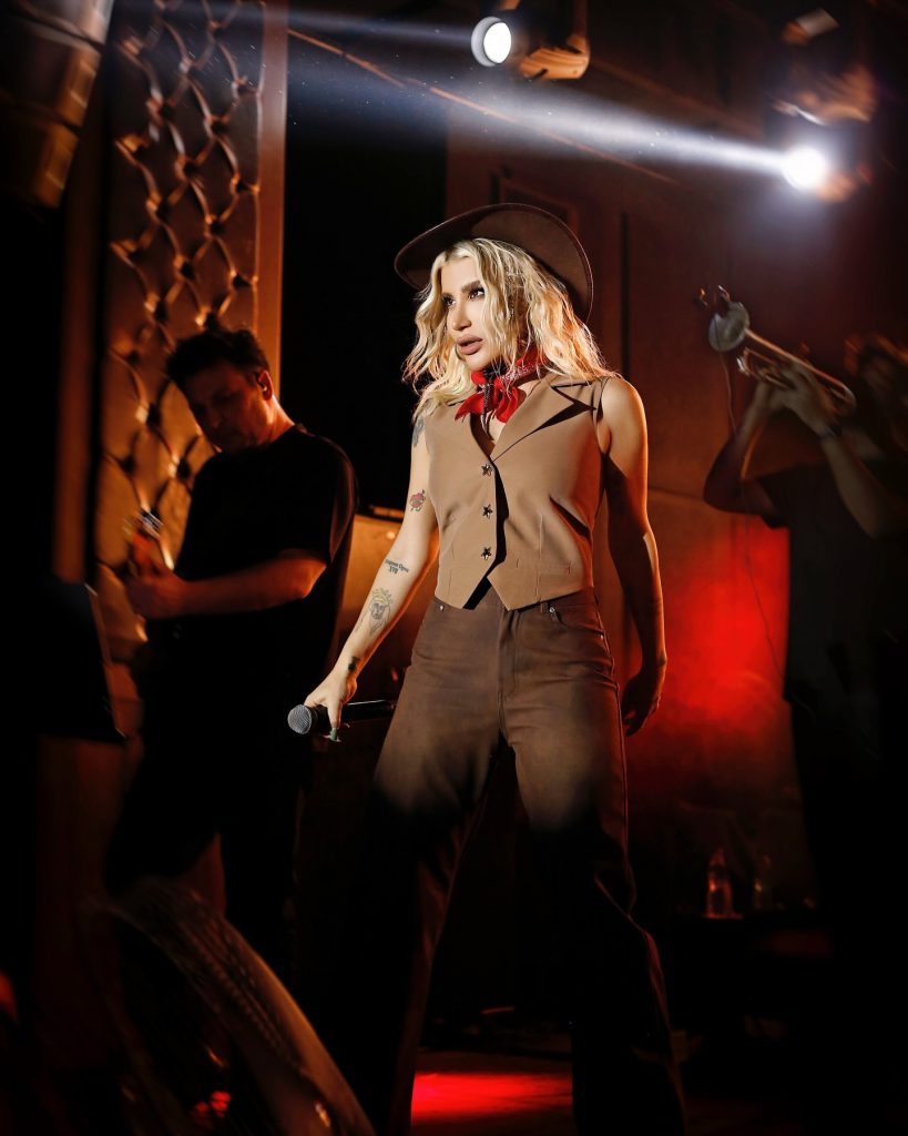 Irem Derici slut sex