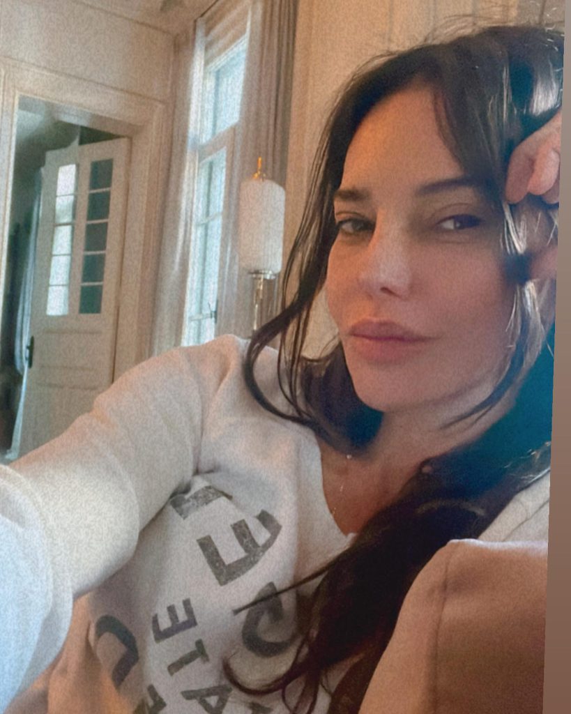 Nurgül Yeşilçay beautiful hot images