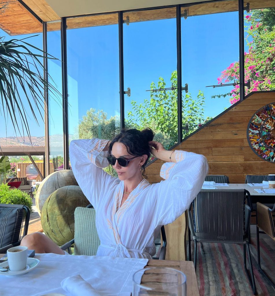 Nurgül Yeşilçay beautiful sex scenes