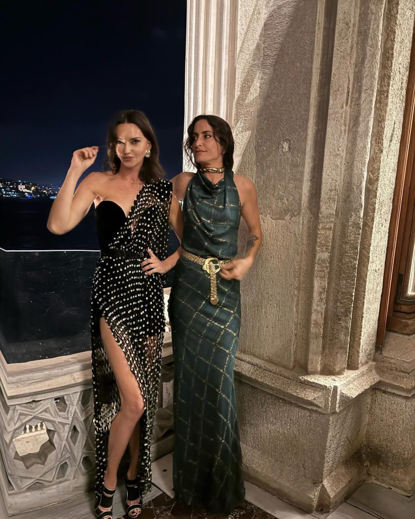 Nurgül Yeşilçay depicts fire hot