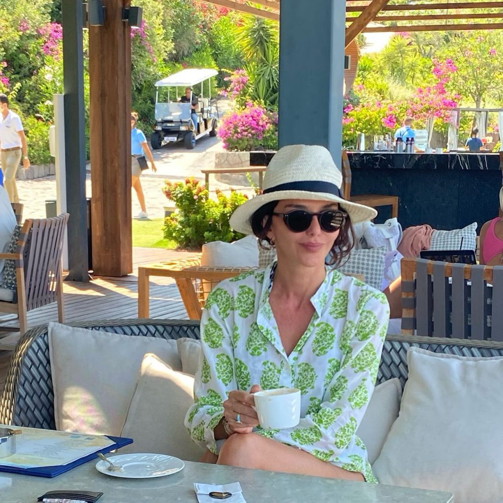 Nurgül Yeşilçay looks fuck