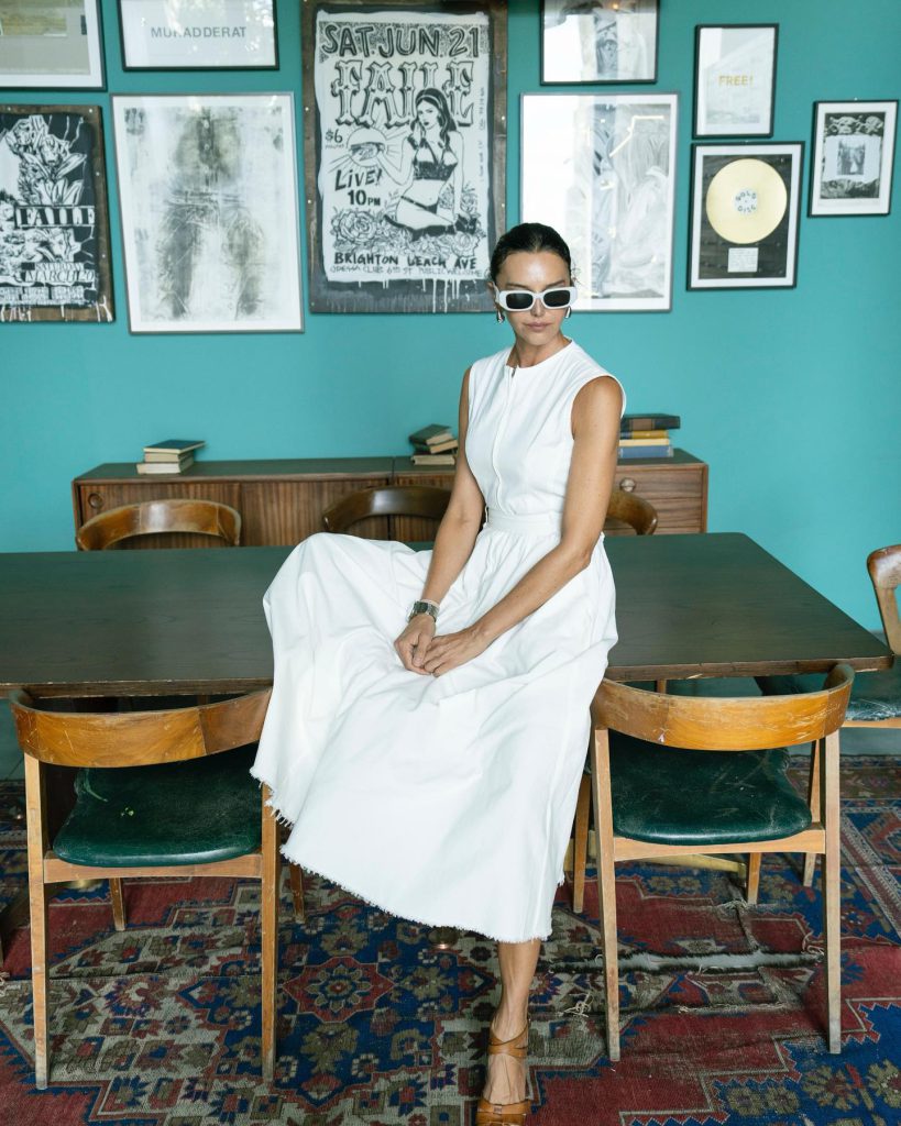 Nurgül Yeşilçay modeling naked