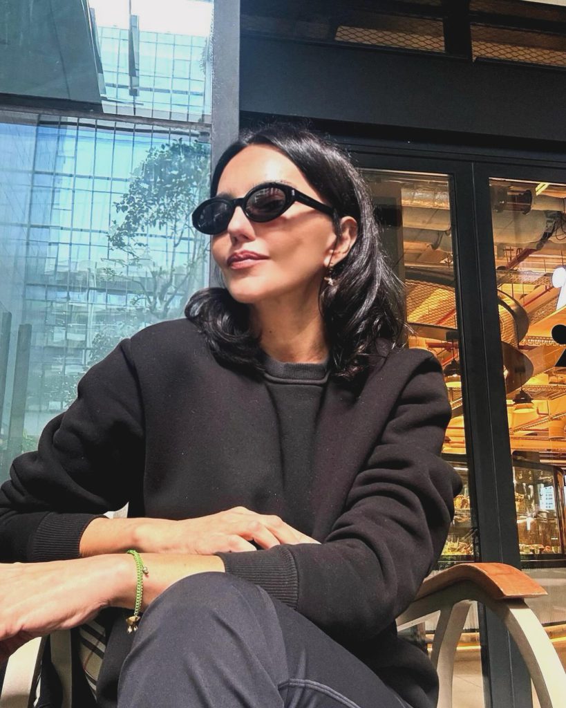 Nurgül Yeşilçay slut bikini