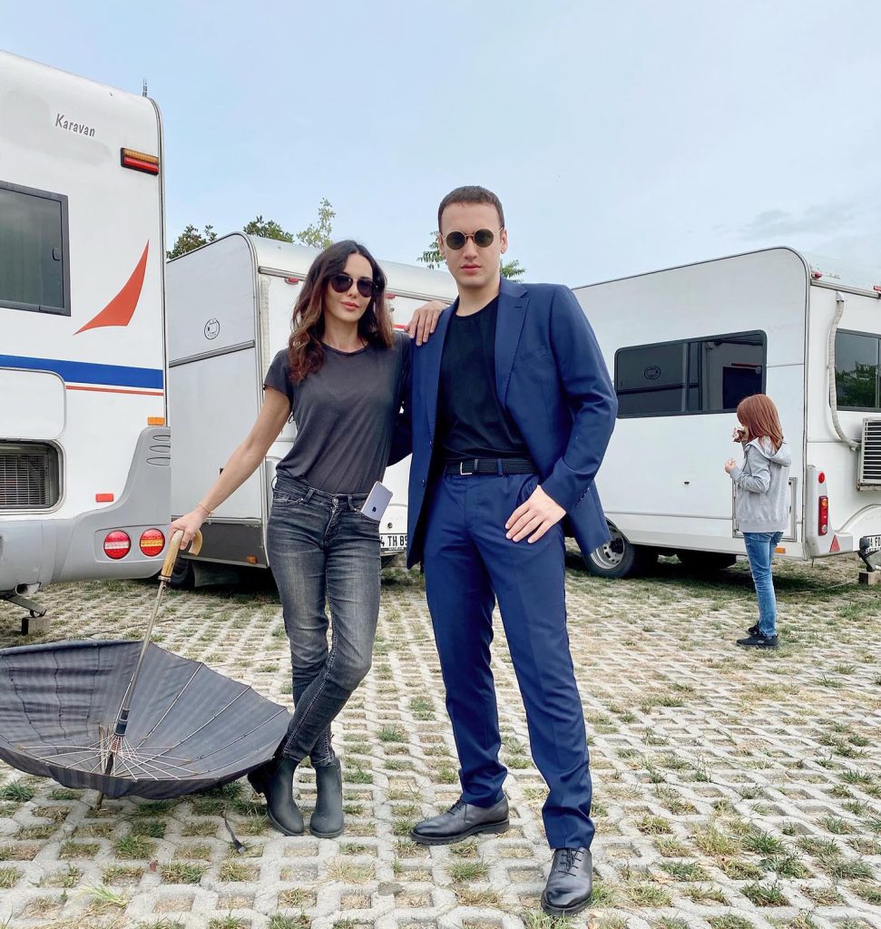 Nurgül Yeşilçay smiles fuck