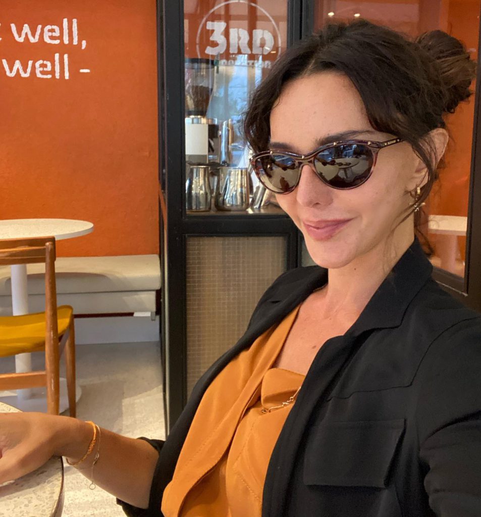 Nurgül Yeşilçay smiles sexy