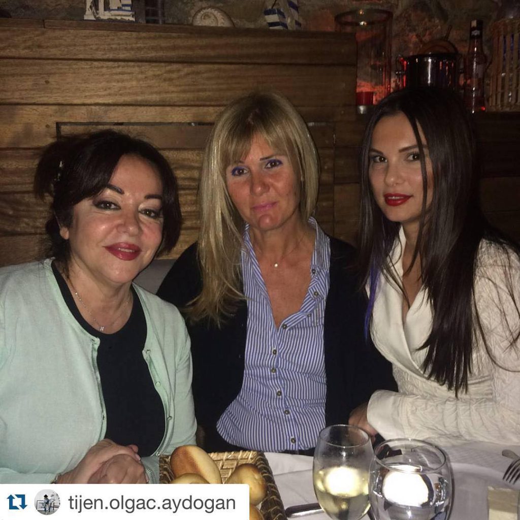 Oya Aydoğan beautiful pussy