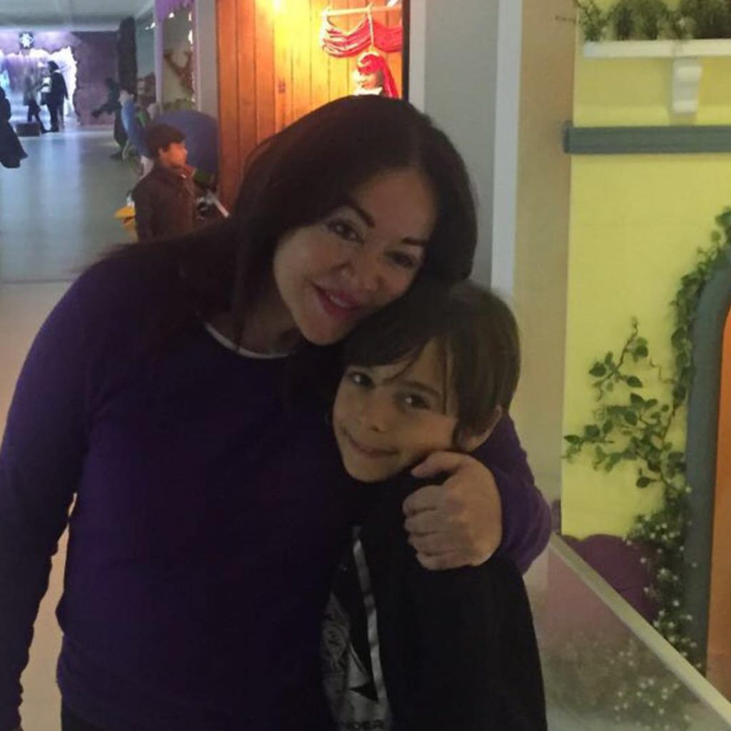 Oya Aydoğan looks sexy