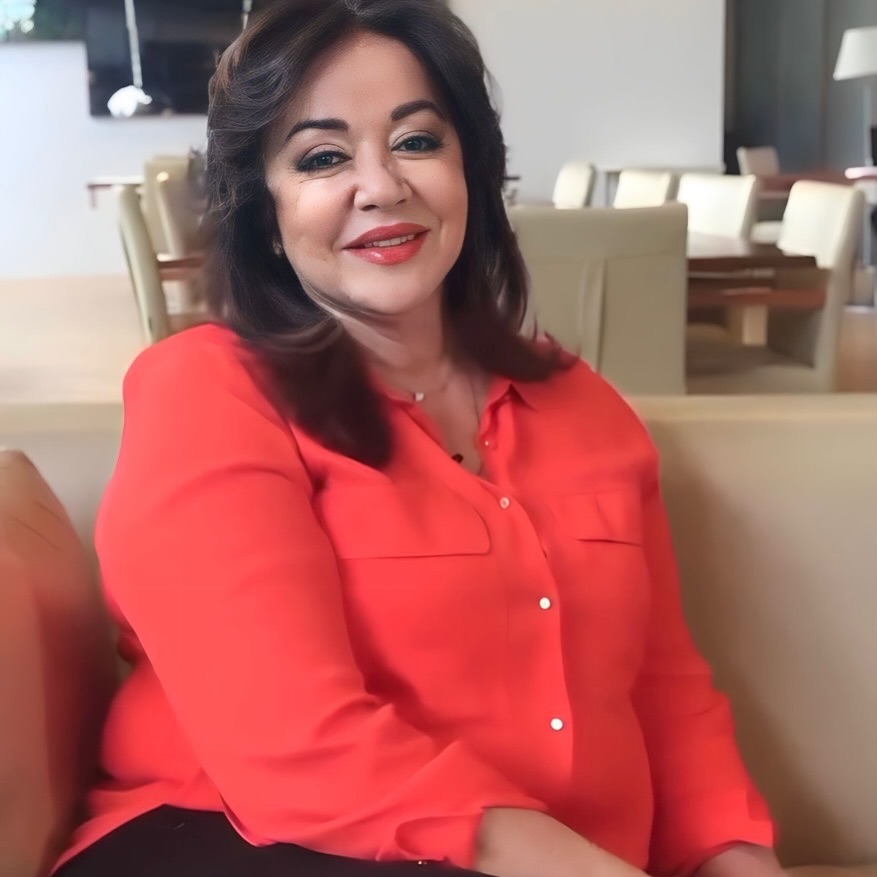 Oya Aydoğan modeling naked