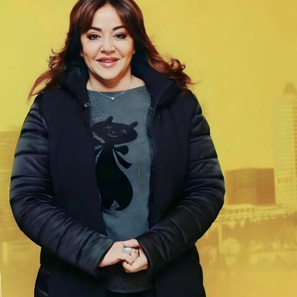 Oya Aydoğan modeling sexy