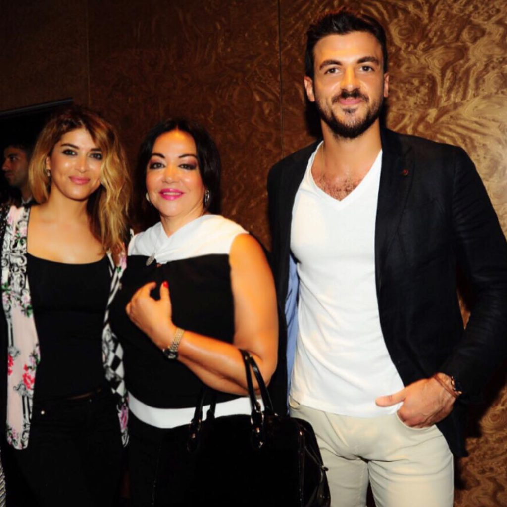 Oya Aydoğan poses nudes