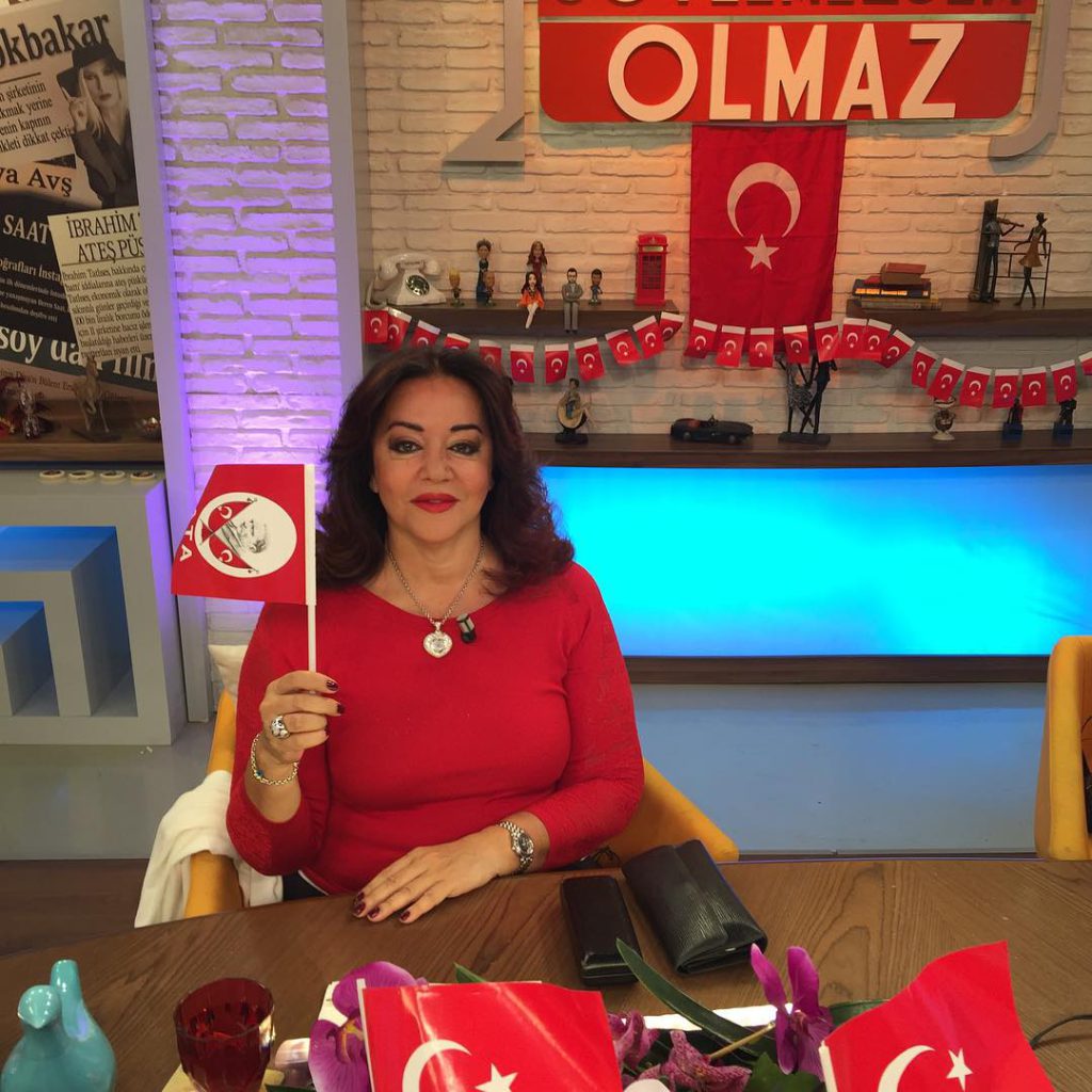 Oya Aydoğan poses xxx sex