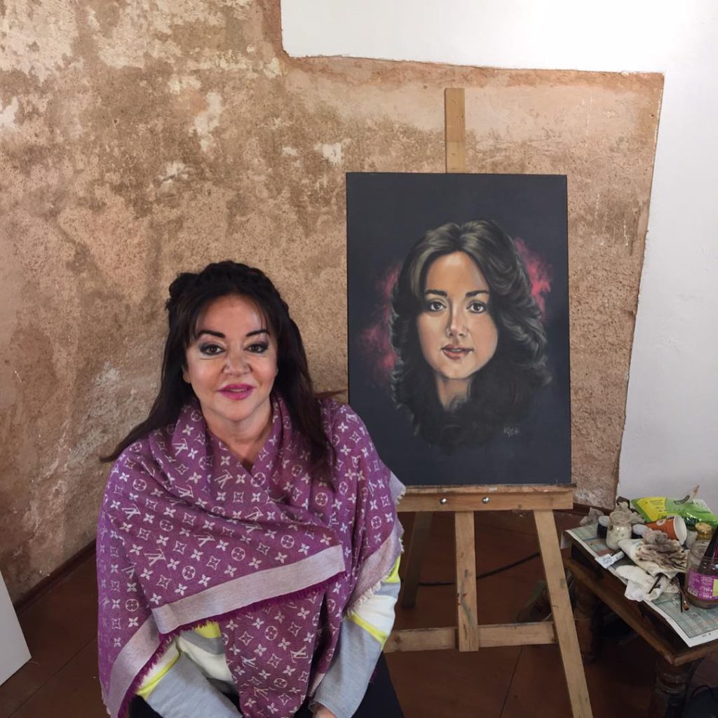 Oya Aydoğan smiles sex scenes