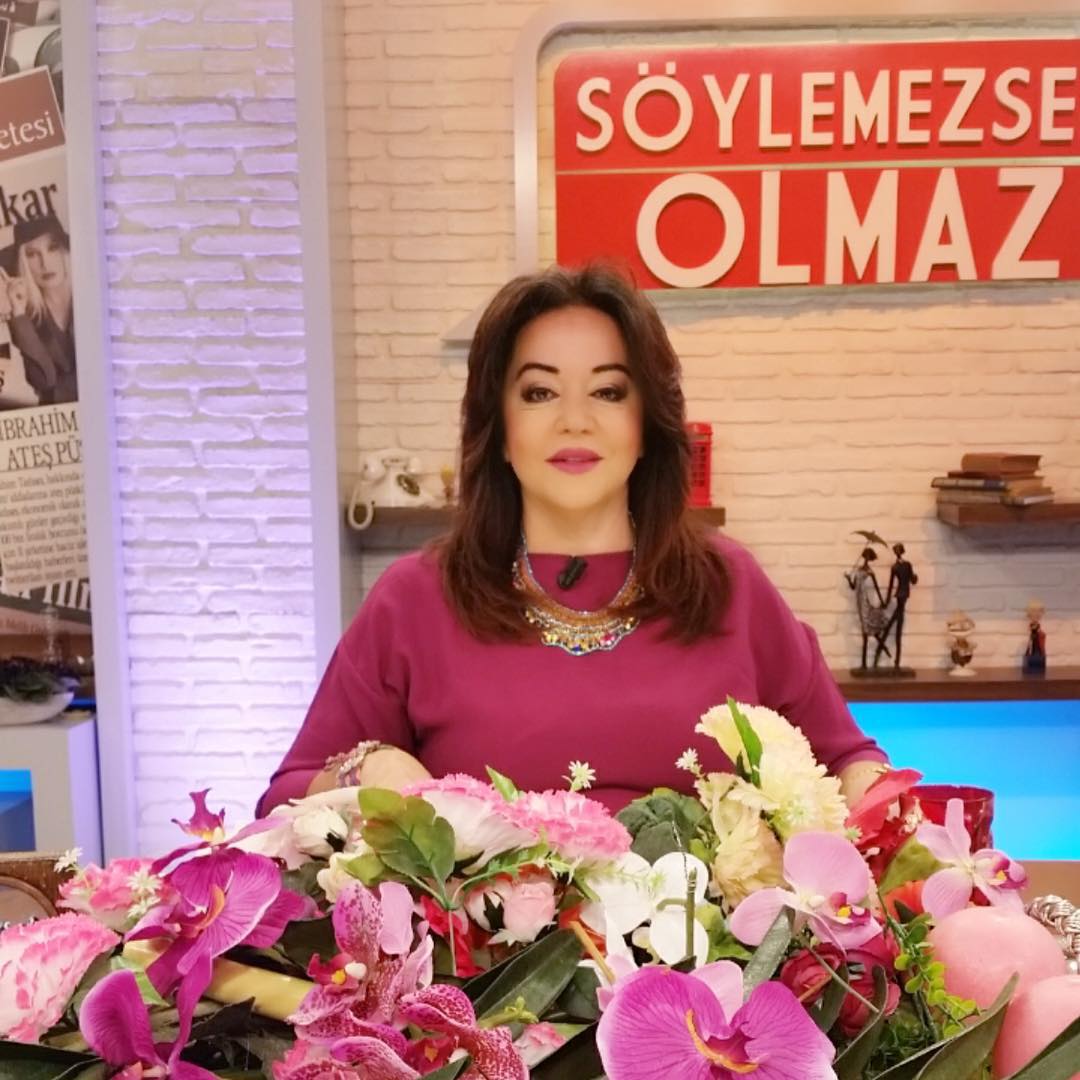 Oya Aydoğan Sex Porn Photos of Boobs and Butt
