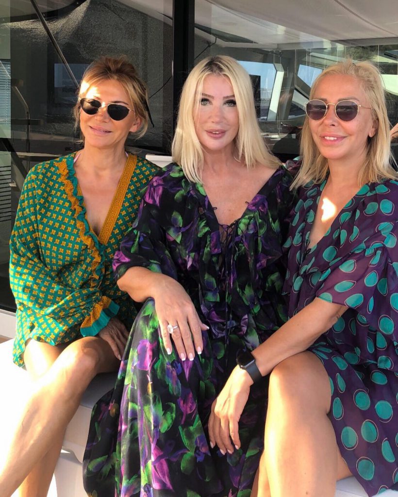 Seda Sayan ardent hot images