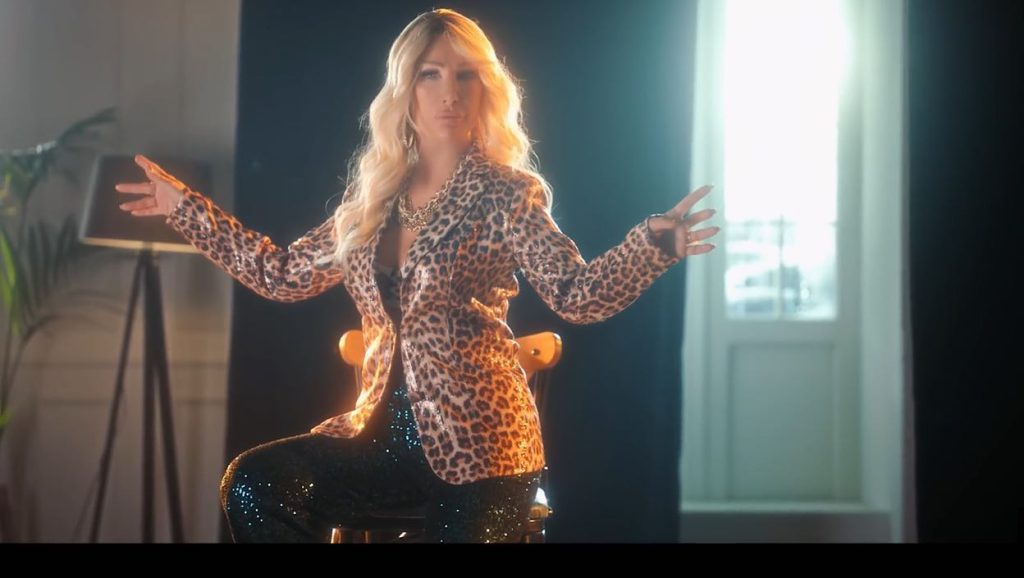 Seda Sayan beautiful boobs