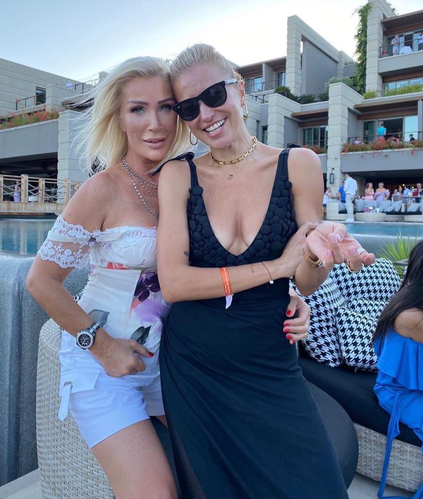 Seda Sayan modeling hot photos