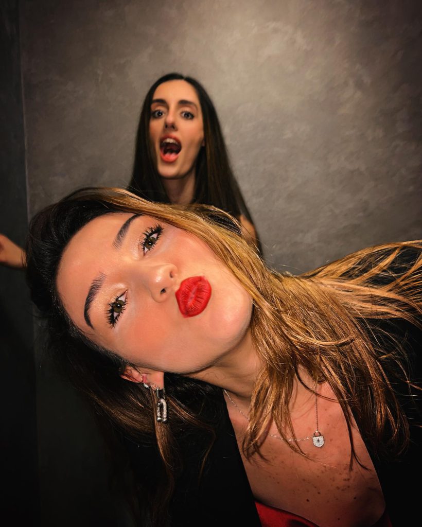 Zehra Güneş ardent ass