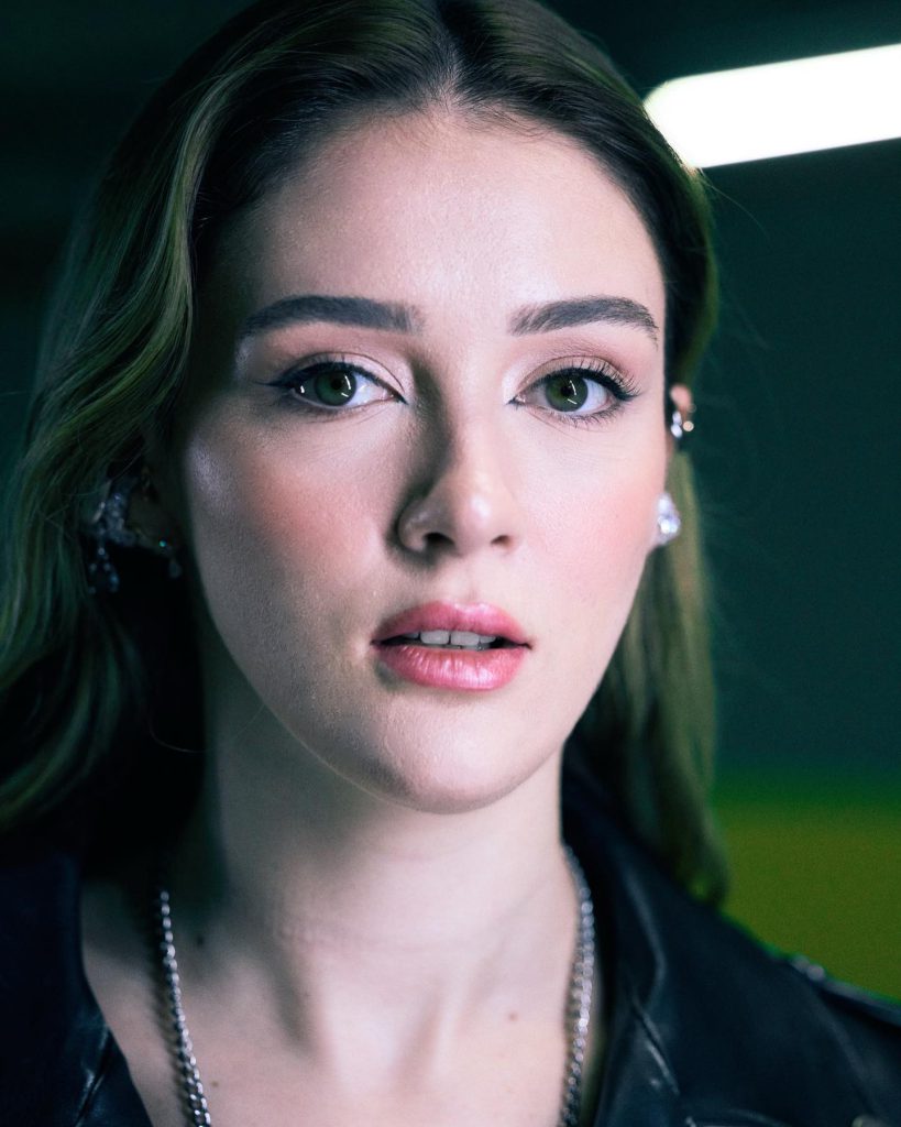 Zehra Güneş ardent hot photos