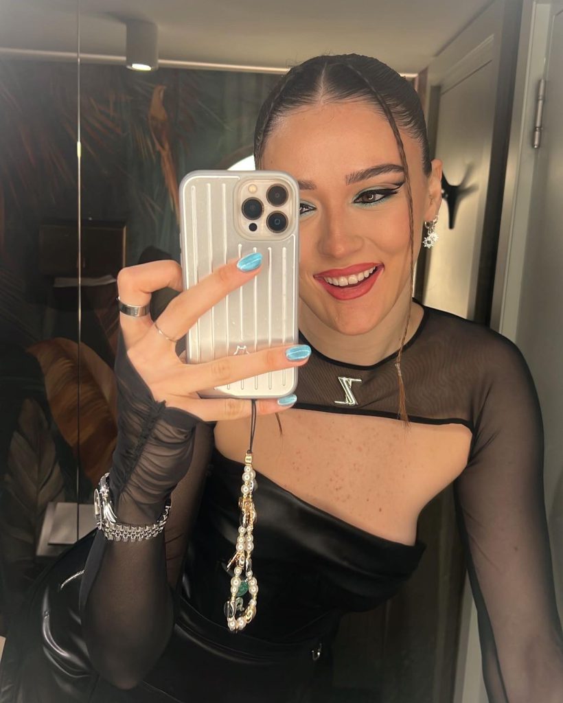 Zehra Güneş ardent xxx porn
