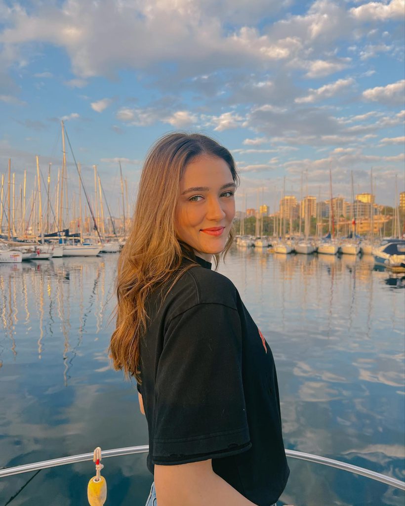 Zehra Güneş beautiful hot xxx