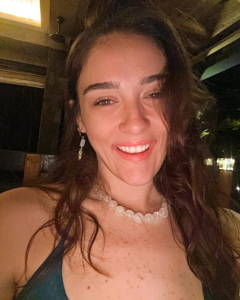 Zehra Güneş depicts fire boobs